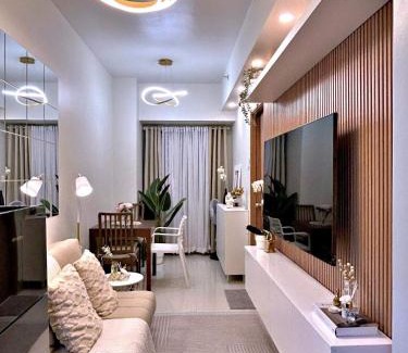 Pasay Apartment | The 3rd Staycation Near MOA, Airport, with FREE WIFI, Netflix