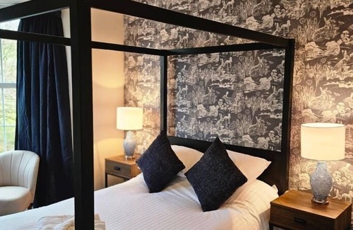 Buckfastleigh Hotel | The Abbey Inn