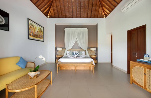 Mushroom Bay Hotel | The Acala Shri Sedana