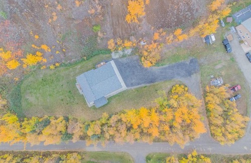 Badger Apartment | The Alaska Brown Hills Retreat 3 ADA Adapting