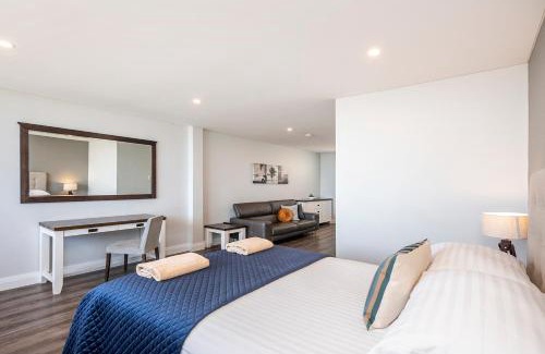 Fremantle Apartment | The Allegra - 180 degree ocean and city views