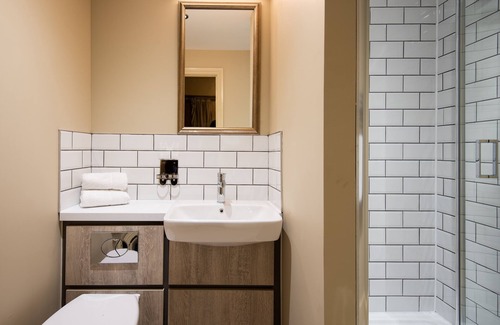 Ambleside Hotel | The Ambleside Inn - The Inn Collection Group