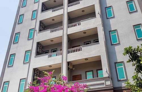 Mean Chey Apartment | The amenities and ease of a hotel along with comforts of your Own Home