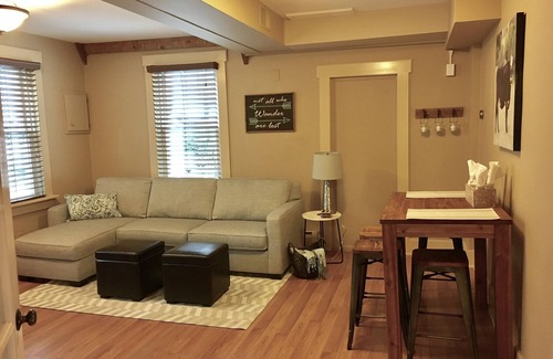 Stowe Area Apartment | The Annex