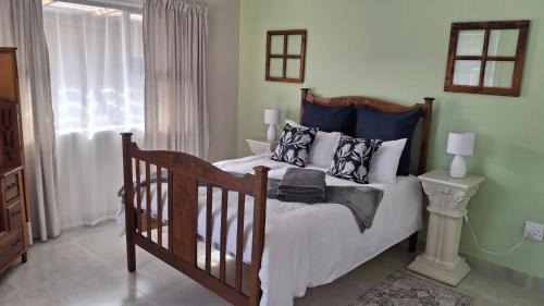 Bloemfontein Apartment | The Antique Green