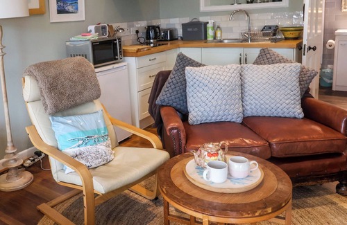 Lyme Regis Cottage | The Apartment at Queen Anne's Lodge