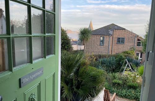 Lyme Regis Cottage | The Apartment at Queen Anne's Lodge