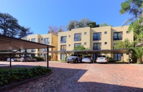 Sandown Apartment | The Apartment On Katherine Street In Central Sandton