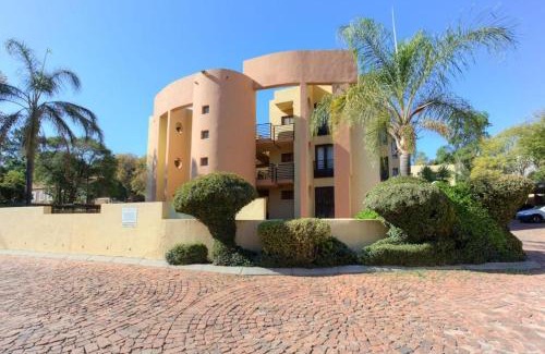 Sandown Apartment | The Apartment On Katherine Street In Central Sandton
