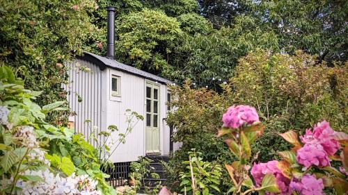Falmouth Ski Chalet | The Applehay