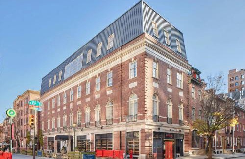 Gayborhood Hotel | The Arco Hotel Midtown Village, Sonder by Marriott Bonvoy
