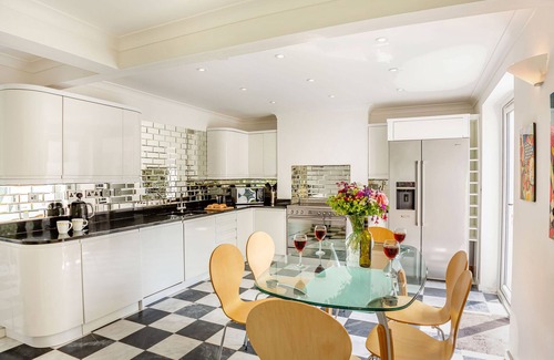 Bangor Cottage | The Art Deco House