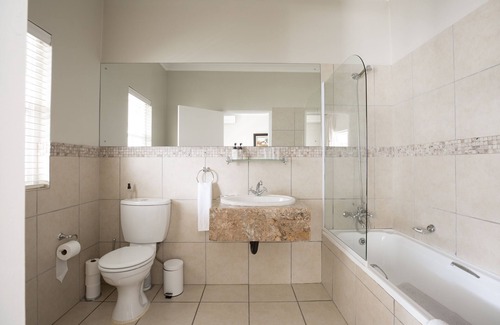 Parkwood House | The Ashford Guesthouse
