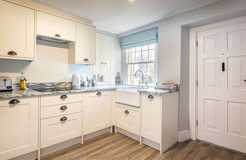 Bakewell Cottage | The Aubrey