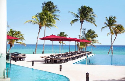 Puerto Juarez Condo | The Azul Fives hotel/condo on the beach located in Playa del Carmen, Mexic