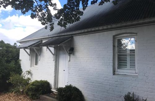 Armidale House | The Bakers Cottage