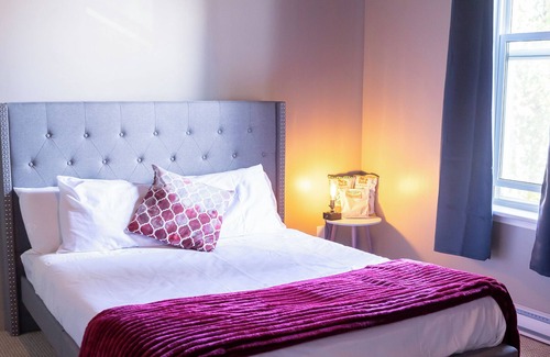Bala Hotel | The Bala Bay Inn