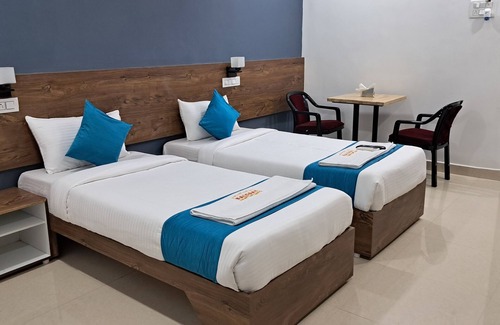 Madhapur Bed & Breakfast | The Balcony Hotel