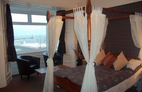 Roker House | The Balmoral & Terrace Guest Houses