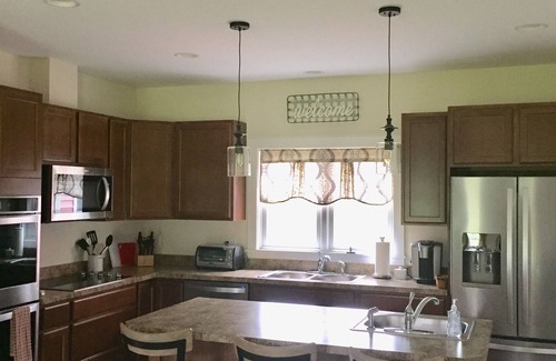 Morrisville House | The Balsam Lodge- Close to All Stowe Has to Offern
