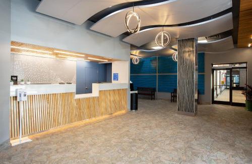 Northeast Virginia Beach Resort | The Barclay Towers Hotel and Resort
