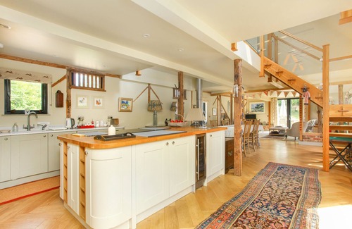 Stodmarsh House | The Barn, Duckpitts Farmhouse, Bramling Canterbury