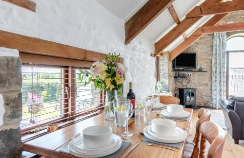 Haverfordwest House | The Barn
