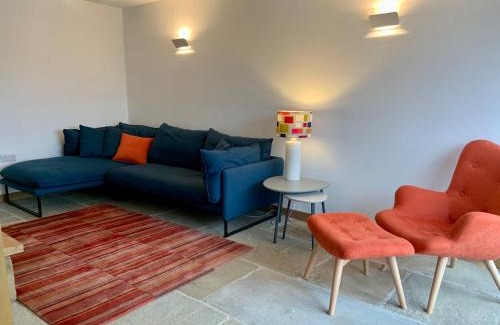 Holmfirth House | The Barn