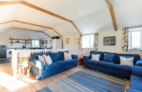 St Minver House | THE BARN, ST MINVER, pet friendly, with a garden in St Minver