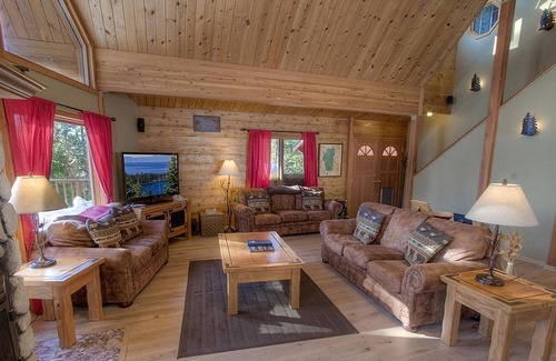 Kings Beach House | The Bass Chalet by Lake Tahoe Accommodations