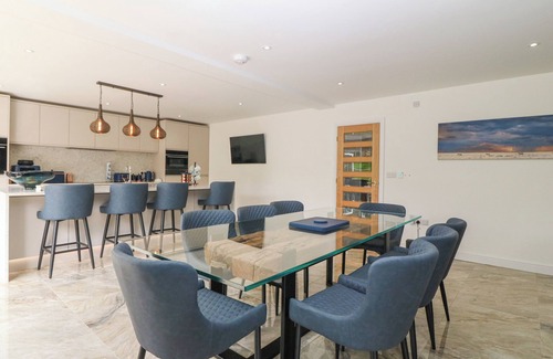 Benllech Cottage | The Bay