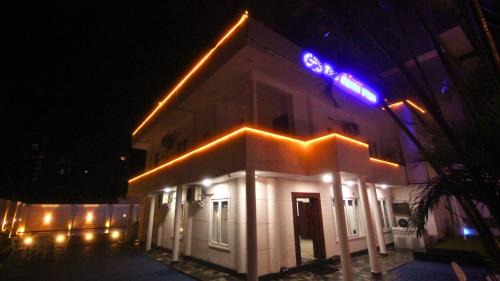 Mount Lavinia Hotel | The Beach Villa