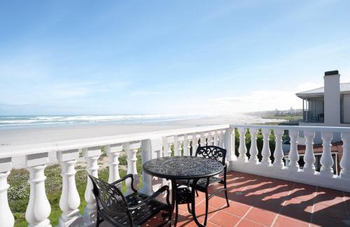 Melkbosstrand House | The Beach Villa