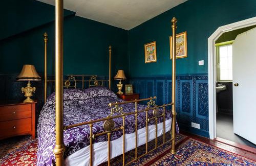 Colyton Bed & Breakfast | The Bear Bread Bakery B&B, Ensuite rooms above the Bakery, Colyton
