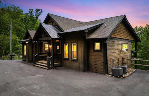 Pittman Center House | The Bear Shack