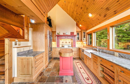 Stratton Mountain House | The Bear Ski House - 5 mins from Stratton Mountain