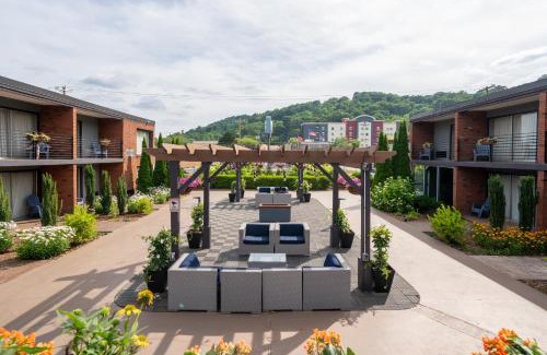 Asheville Hotel | The Beaucatcher, a Boutique Motel