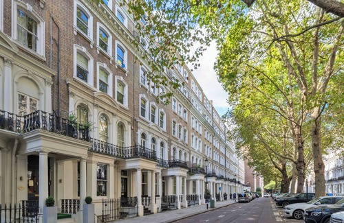 Brompton & Hans Town Apartment | The Beaufort Apartments