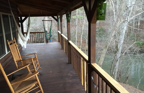 Rutherfordton Cabin | The Beautiful River Point Cabin