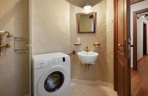 Prkacini House | The beautiful rustic Casa Nina with swimming pool is set in Central Istria.