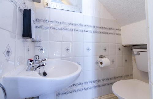 North Shore House | The Beechcliffe Hotel - Over 35's Only
