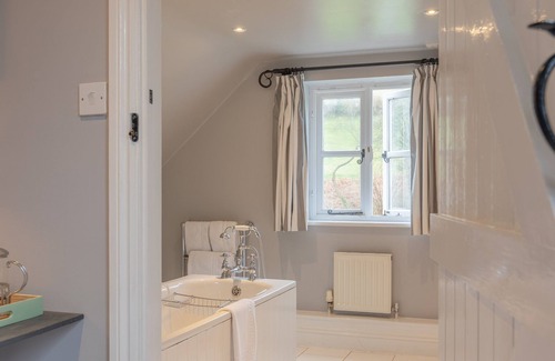Skenfrith House | The Bell At Skenfrith