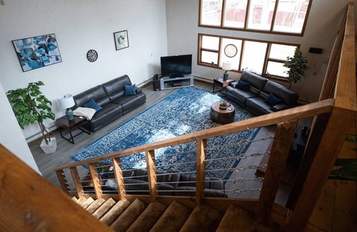 Alamosa House | The Bell House-Large Family Home-Sleeps 8! STR#2879