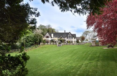 Fenny Bentley Hotel | The Bentley Brook Inn