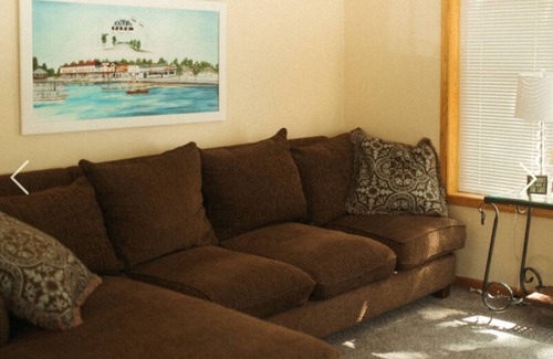 Arnolds Park Resort | The Big House at Pick’s Resort is the perfect stay for your family or group