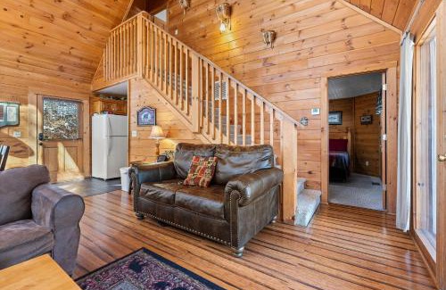 Black Bear Falls House | The Big Moose by Venture Smoky Mountains