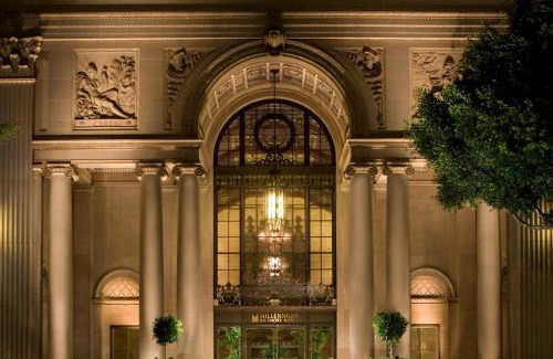 Downtown Los Angeles Hotel | The Biltmore Los Angeles