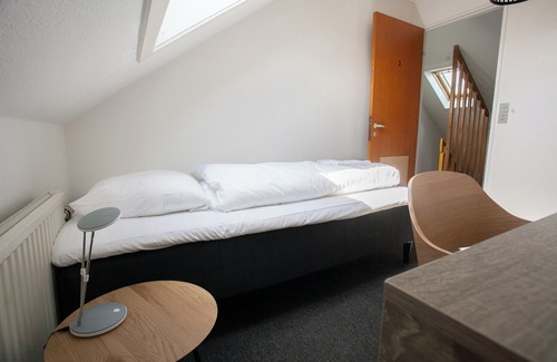 Torshavn House | The Bird/Guesthouse/10 Min Walk Downtown