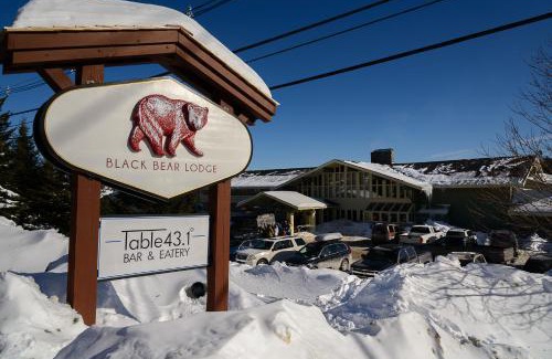 Stratton Mountain Resort | The Black Bear Lodge at Stratton Mountain Resort