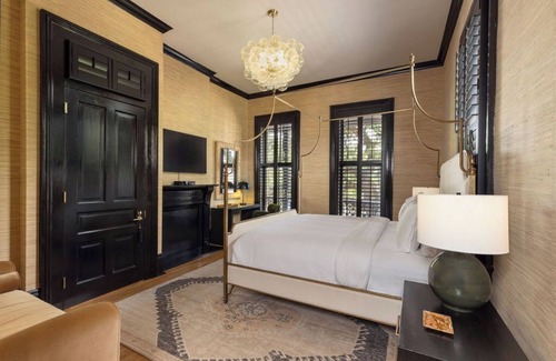 Lower Garden District Hotel | The Blackbird Hotel